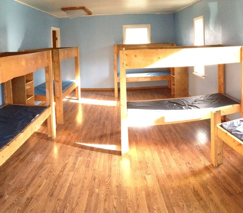 Abnaki-bedroom