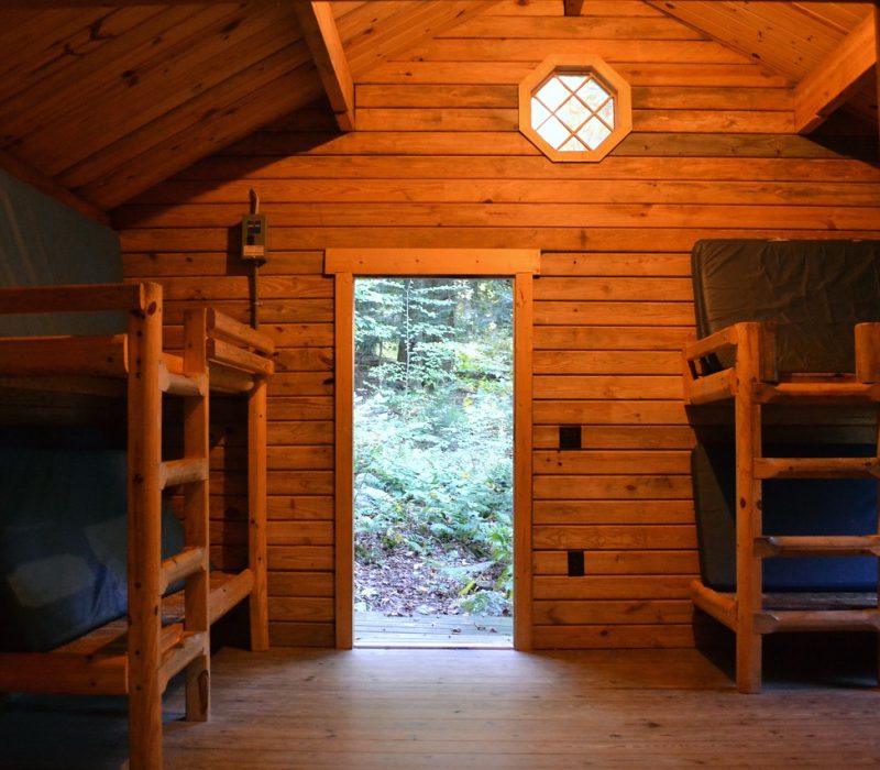 Algonquin-inside-cabin